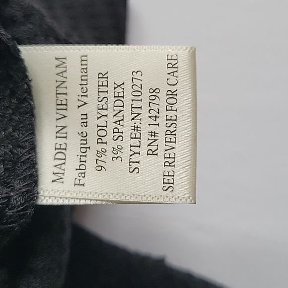 New In Black Textured Button-Up Top - Picture 5 of 7